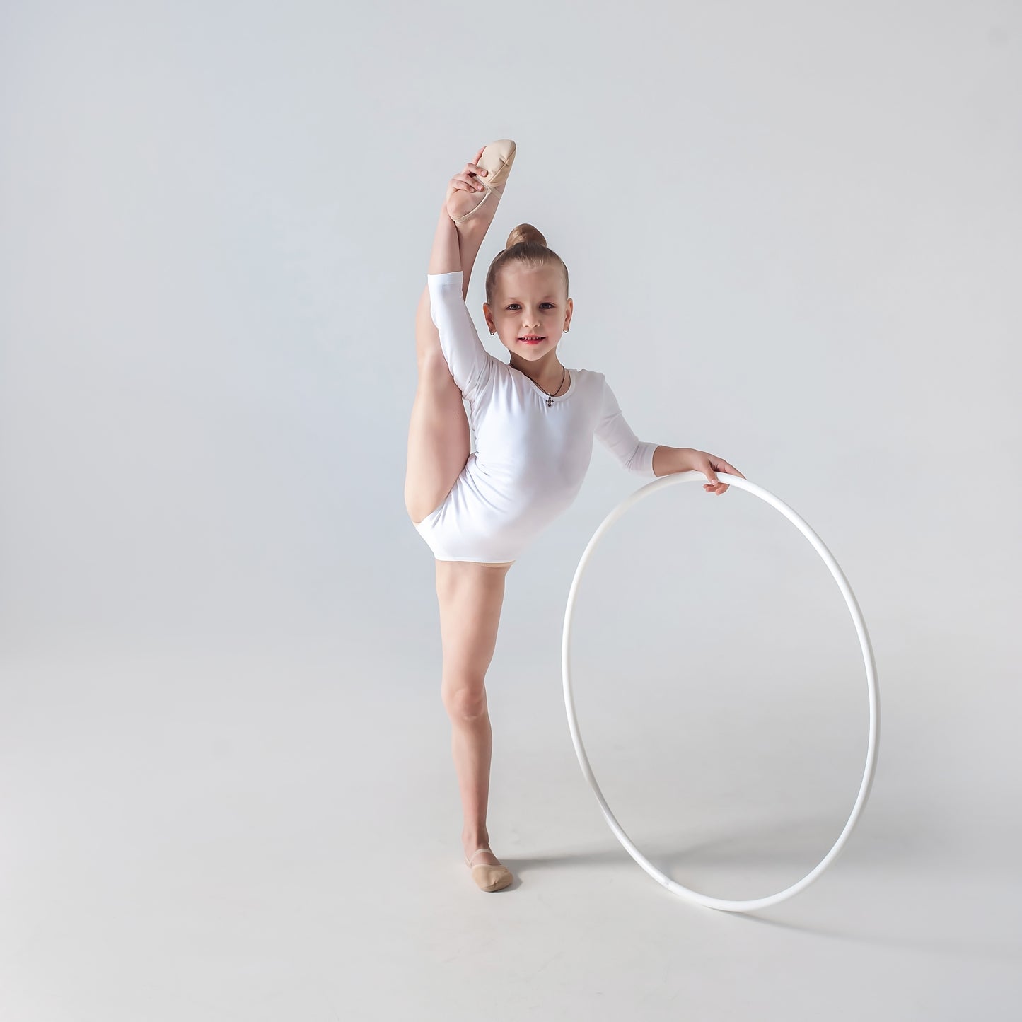 Cercle En Plastique Pour Gymnastique 148 g INDIGO